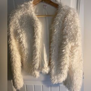 Teddy cropped fashion coat, worn twice. Size medium